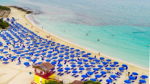 Айя Напа инвестира 140 000 евро в подобрения на плажовете преди летния сезон